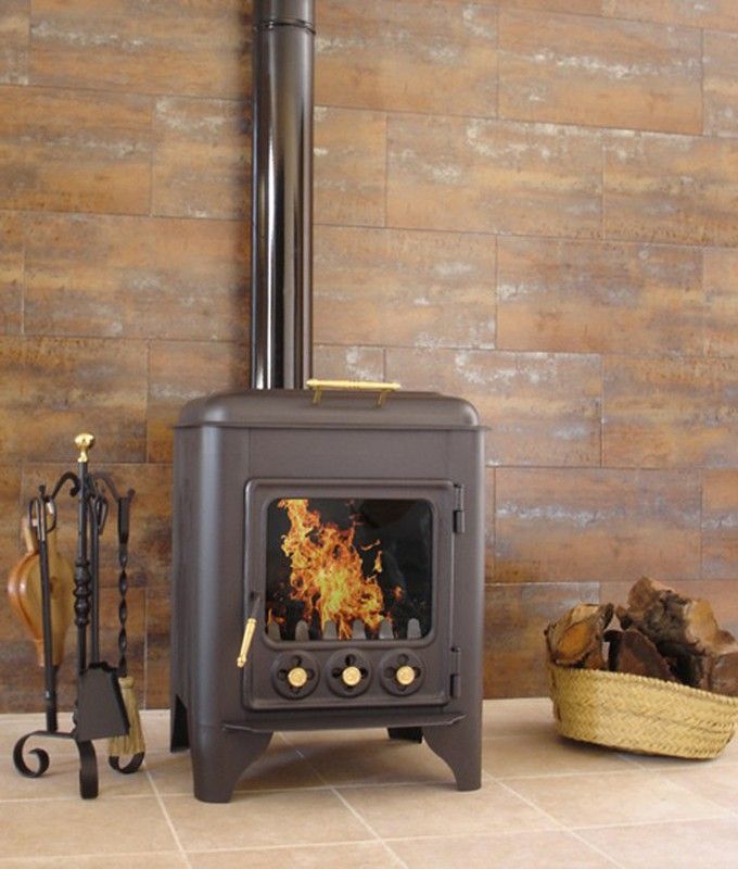 Wood stove with oven, model V-10 Arpia