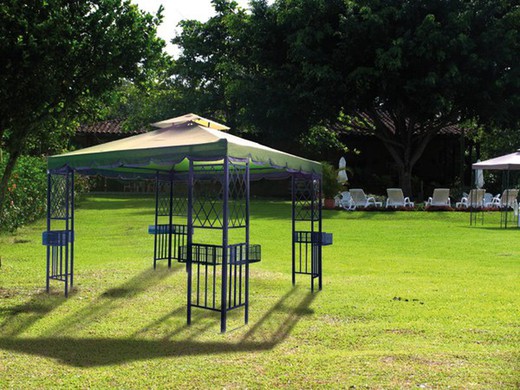 Steel gazebo with planters PG0495 3x3 mts