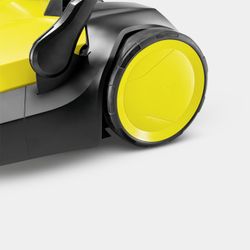 Karcher S6 TWIN manual sweeper