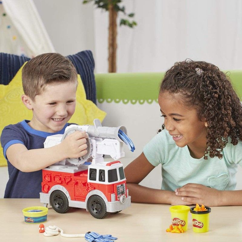Hasbro PlayDoh Fire Truck — Bricowork