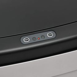 Automatische prullenbak met RAYEN-sensor