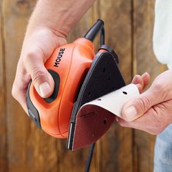 Rato Sander 55W 15 acces. + Bolsa Black & Decker