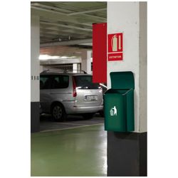 Papelera mural para uso en garajes de Arregui